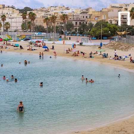Gem Beachfront Apt With Amazing Bay And Sea Views Birżebbuġa Esterno foto